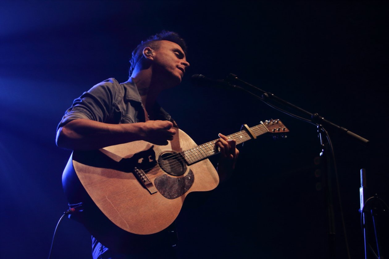 Asaf Avidan – The Study On Falling live on tour. – My Old Pain.