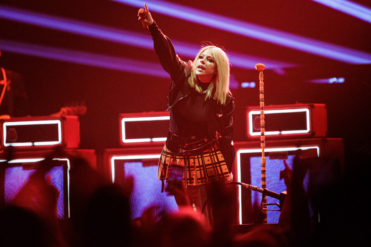 Avril Lavigne – Avril Lavigne. (1/12) – Volles Haus: mit dem aktuellen