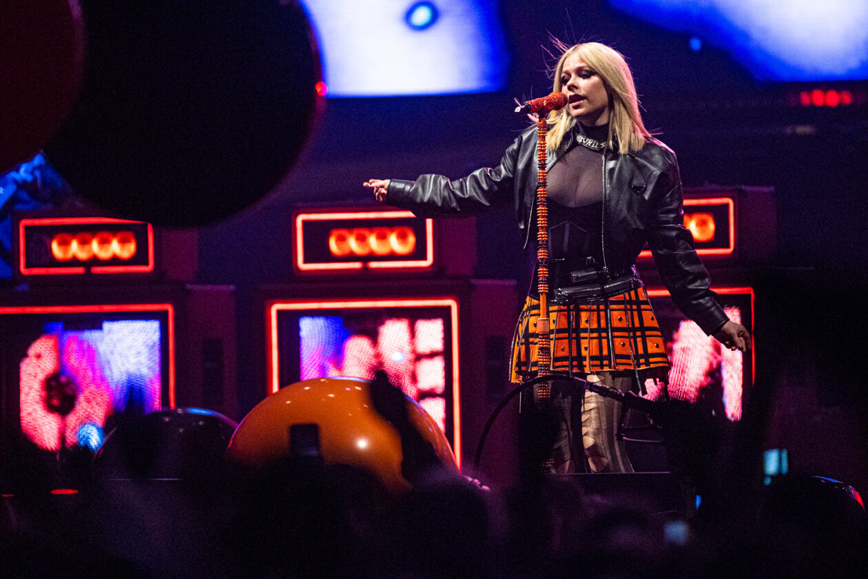 Avril Lavigne – Avril Lavigne. (9/12) – Volles Haus: mit dem aktuellen
