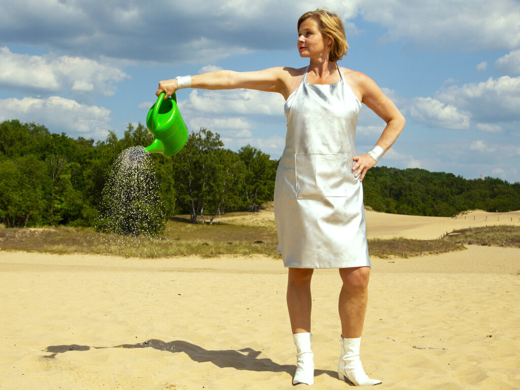 Bernadette La Hengst