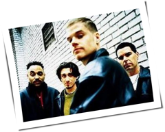 Dog Eat Dog laut.de Band