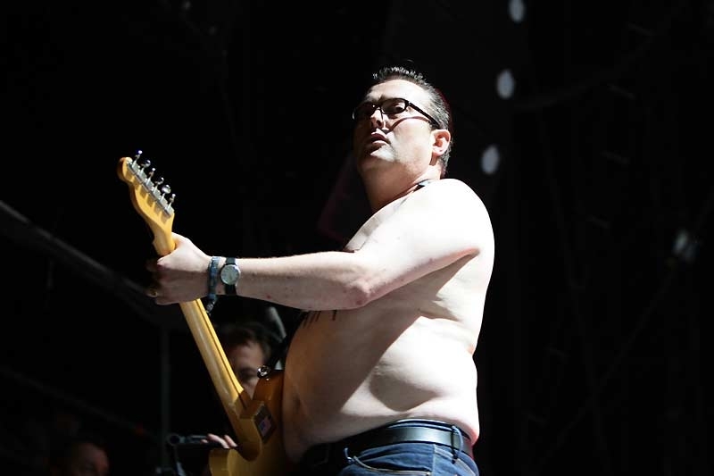 Boz Boorer live in Benicassim 2008. (2/4) laut.de Foto