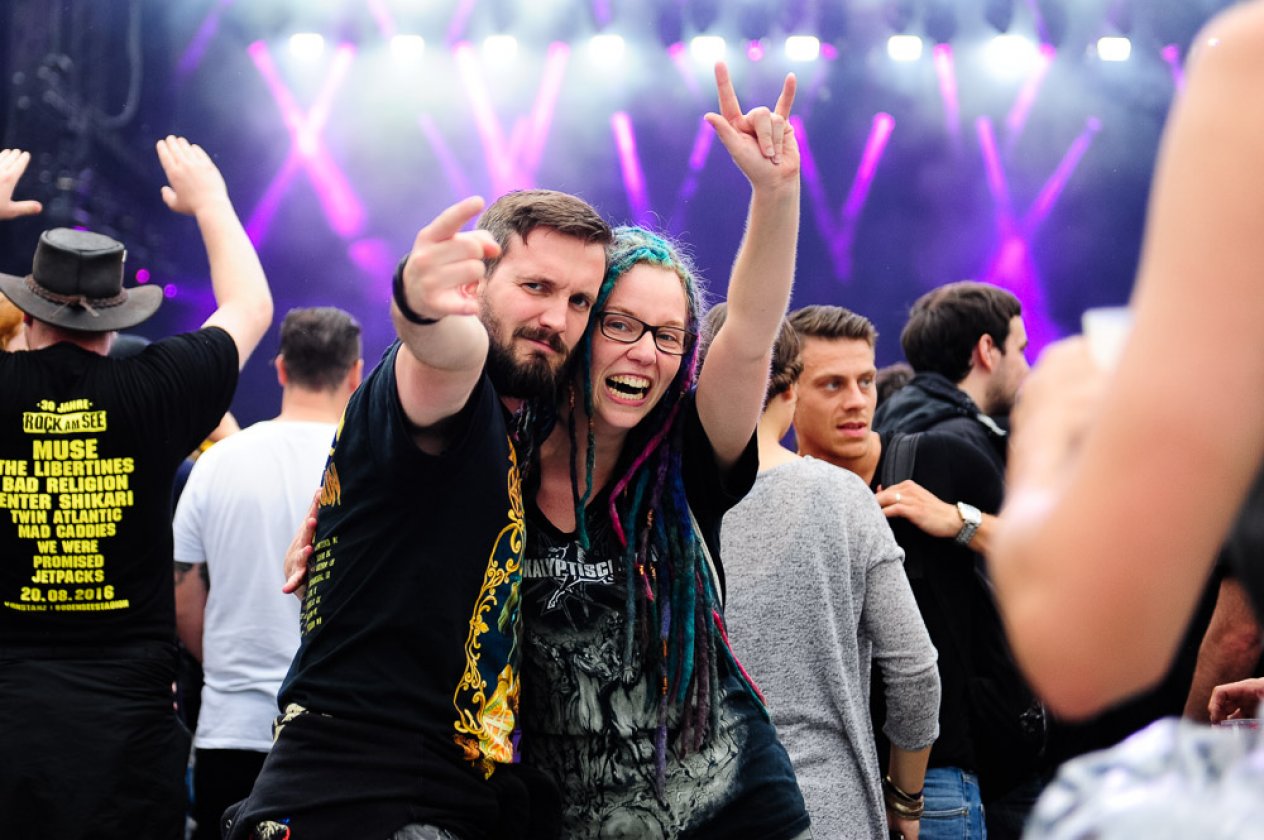 Muse, The Libertines, Bad Religion u.a. gratulieren zum Festivaljubiläum im Bodenseestadion. – Das ging ab!