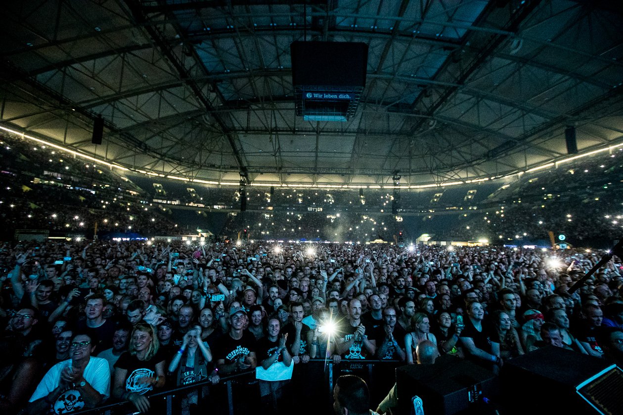 Über 37.000 Fans feiern Die Toten Hosen, K.I.Z und Kraftklub. – Rock im Pott 2017.