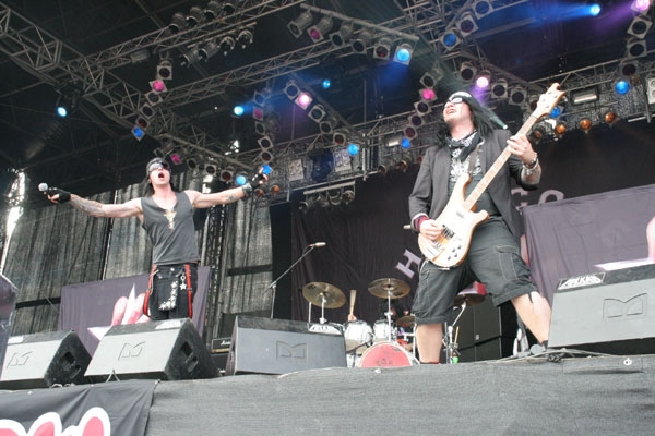Hardcore Superstar – Brachten als einzige Band den Glam auf's Festival. – 
