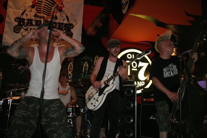 Heartbreak Engines Heartbreak Engines (9/14) Die Engines lassen