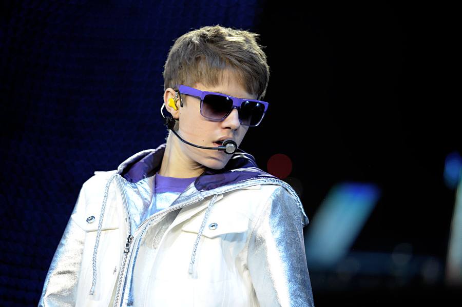 Justin Bieber – 11.000 Mädels bekreischten den Tourstart von The Biebs. – um the one and only live in concert zu sehen