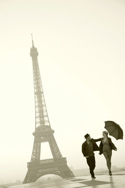 Romantisch wie nie: Klee in Paris. – Eiffelturm