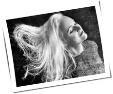 Liv Kristine Espanaes