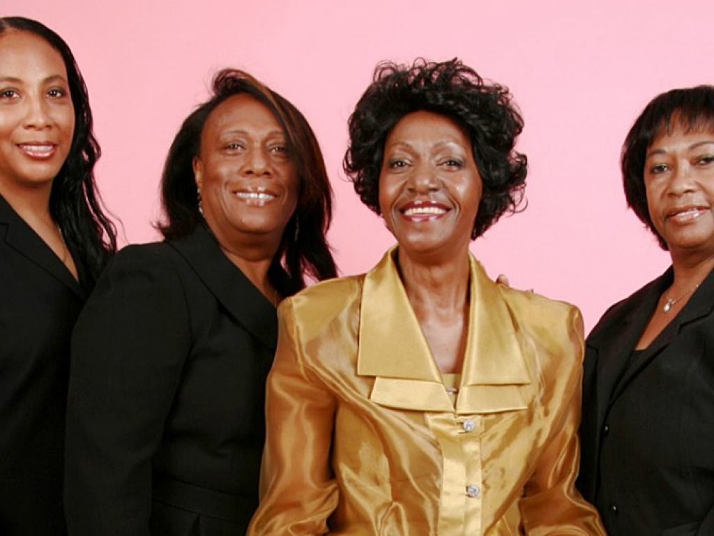 Naomi Shelton & The Gospel Queens