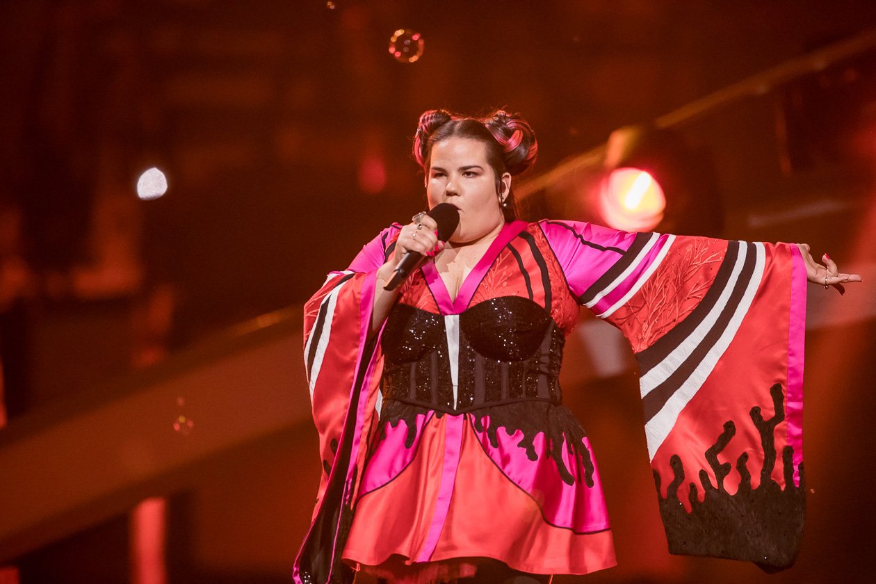 Netta Barzilai gewinnt den Song Contest Eurovision 2018 in Lissabon – Netta Barzilai beim ESC 2018