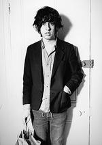 Adam Green: Valium und Sex mit Einbeinigen in Köln