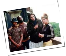 Black Eyed Peas: Perez Hilton verklagt Band-Manager