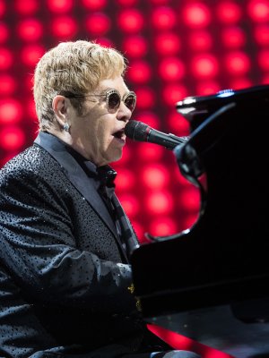 Elton John: Ausraster auf der Bühne