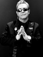 Elton John: Sänger kritisiert Homophobie in Russland