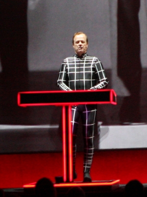 Kraftwerk Live-Review: 3D-Shows zu ZKM-Jubiläum