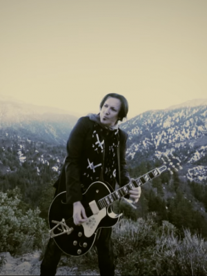 MGT & Ville Valo: Video zum ABBA-Song