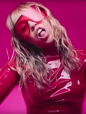 Miley Cyrus Sexy Feminismus Im Britney Stil Laut De News