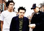 Sum 41: Sänger Deryck Whibley abschieben?