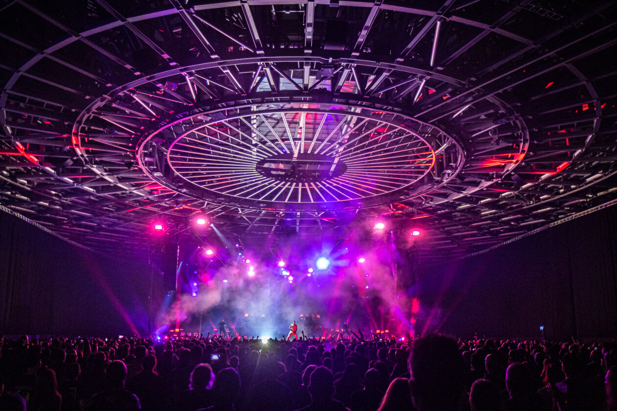 Parkway Drive Parkway Drive 2022 im Velodrom Berlin (30/30) Parkway Drive stellen im Parkway Drive Parkway Drive 2022 im Velodrom Berlin (30/30) Parkway Drive stellen im