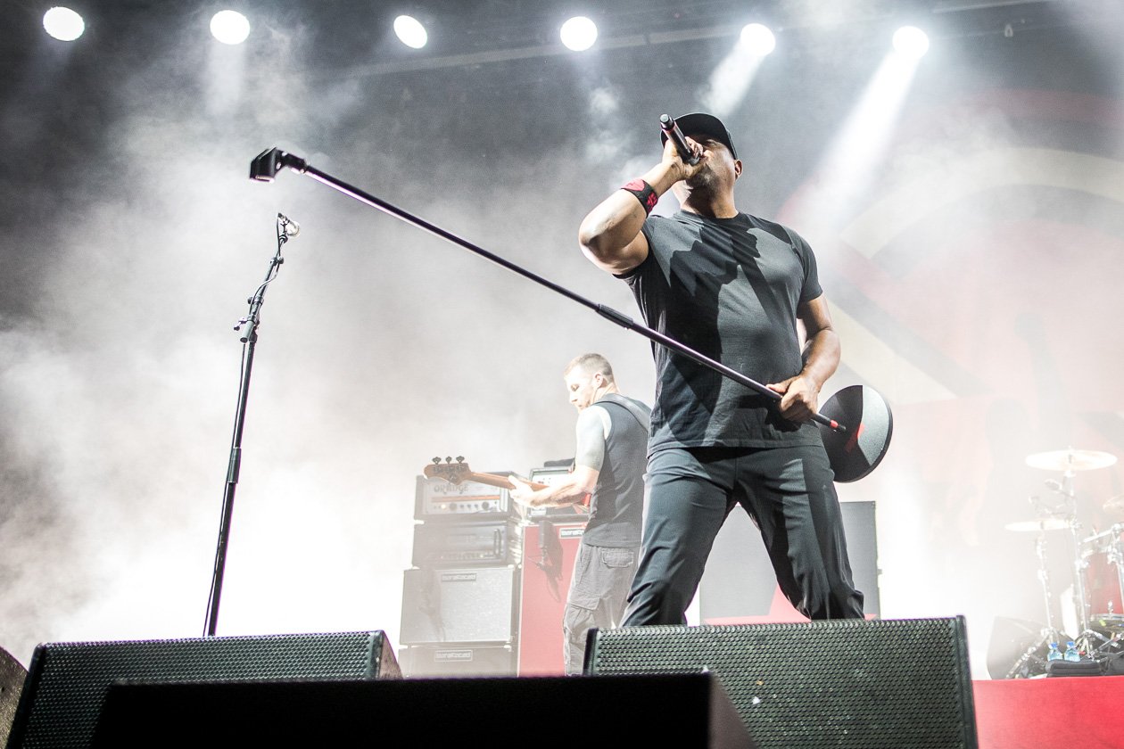 Prophets Of Rage – RATM, Cypress Hill und Public Enemy on stage beim einzigen Deutschland-Gig. – Chuck D.