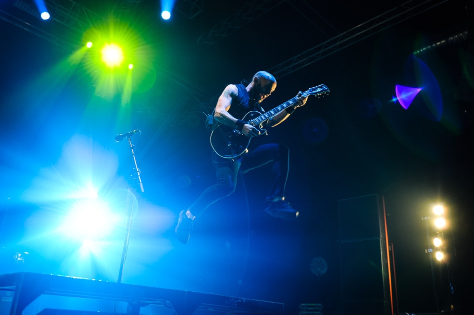 Rise Against – In der Eishalle Deutweg gings zur Sache. – Jump!