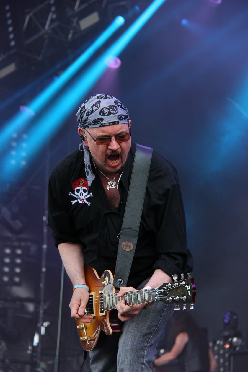 saxonwacken2016paulquinn173828.jpg (840×1260) Guitar hero, Quinn
