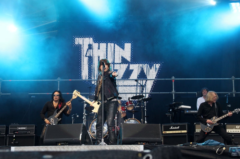 Mit Ricky Warwick am Mikro rocken die alten Säcke gut ab – Thin Lizzy