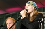 ... für Konzerne werben.|&copy; laut.de (Fotograf: Florian Schade)