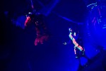 Trampoline, Bungee-Seile, Hüpfstöcke und...|&copy; laut.de (Fotograf: Florian Schade)