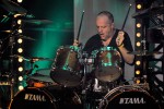 ...Drummer Lars Ulrich unbeindruckt und drosch die Felle wie immer.|&copy; laut.de (Fotograf: Peter Wafzig)