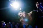 Und verlernt haben sie nichts: Binnen weniger Minuten tobt der Laden.|&copy; laut.de (Fotograf: Peter Wafzig)