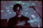 Der Londoner und seine Band verwandeln das Huxley's in einen kunstvoll sphärischen Tempel., Berlin, Huxley's Neue Welt, 2025 | © laut.de (Fotograf: Désirée Pezzetta)