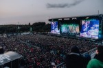 Die Party ist in vollem Gange und der zweite Festivaltag läuft auf seinen Höhepunkt zu., Rock am Ring, 2025 | © laut.de (Fotograf: Rainer Keuenhof)