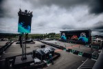 Die Party ist in vollem Gange und der zweite Festivaltag läuft auf seinen Höhepunkt zu., Rock am Ring, 2025 | © laut.de (Fotograf: Rainer Keuenhof)