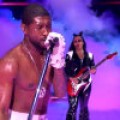 Superbowl-Halbzeitshow - Usher zieht blank
