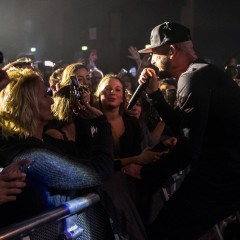 Gentleman und Fans.