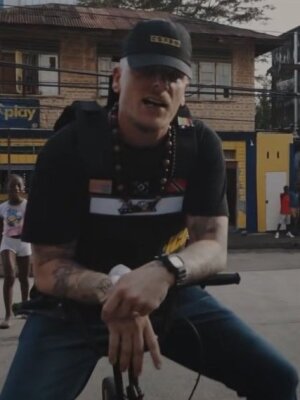 Bonez MC: "Megalodon Remix" mit Nate47 u.a.