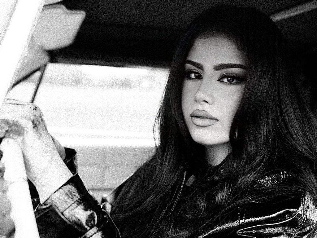 Lune live in Köln am 1. Mai 2023 laut.de Konzert