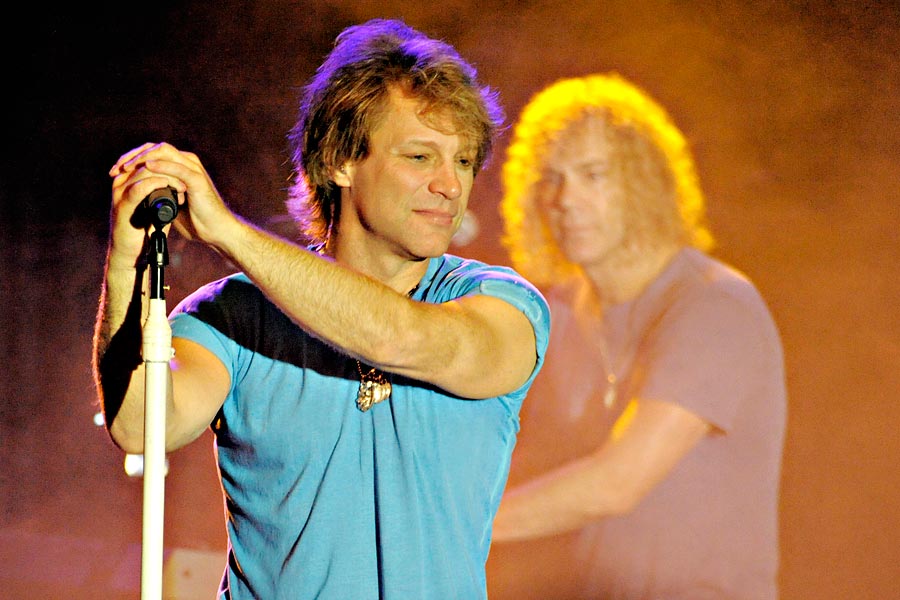 Bon Jovi Jon Bon Jovi Beim Exklusiven Radiokonzert In Köln 4 11 Laut De Foto
