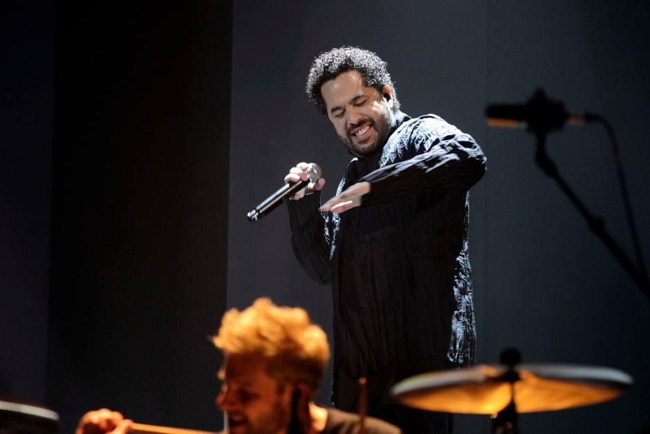 Adel Tawil Bis Hier Und Noch Weiter Text www.laut.de