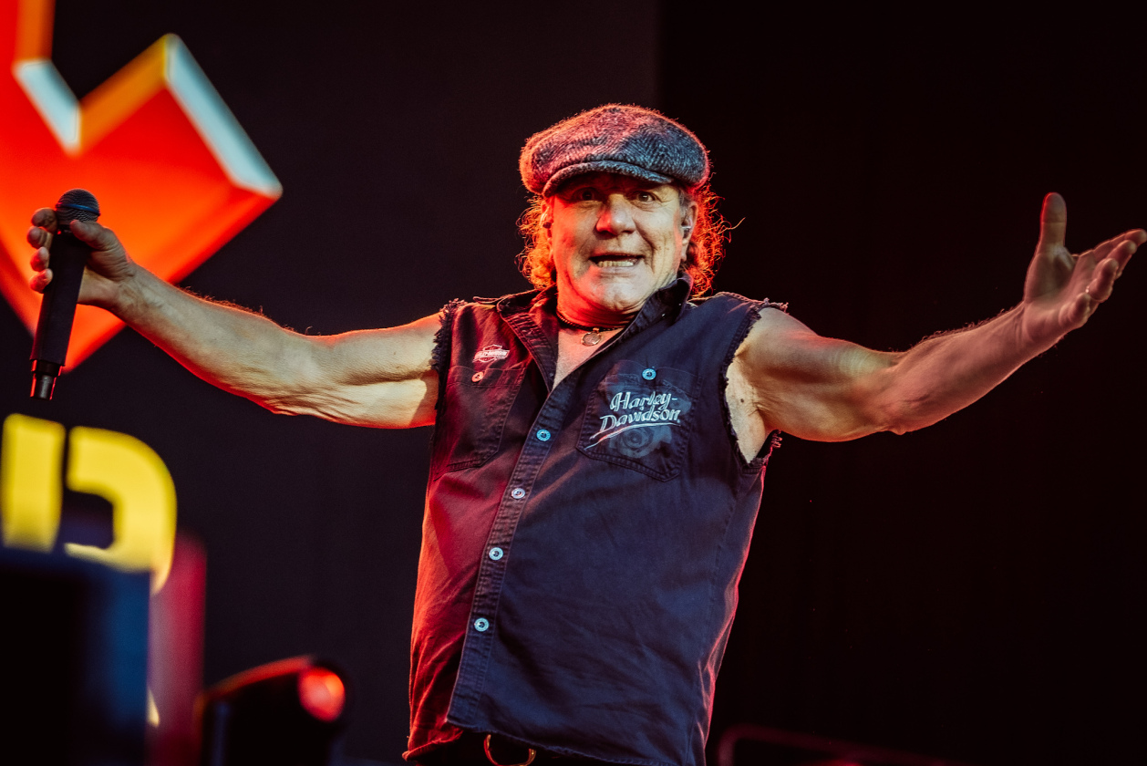 AC/DC – Brian Johnson. (18/43) – Wie ein Schlag in die Magengrube ...