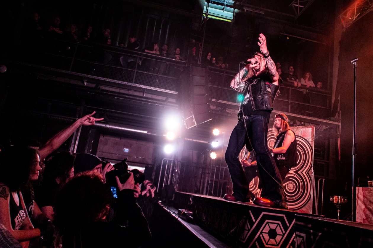 Amorphis – Auf Co-Headliner-Tour mit Soilwork. – Auch fürs Publikum.