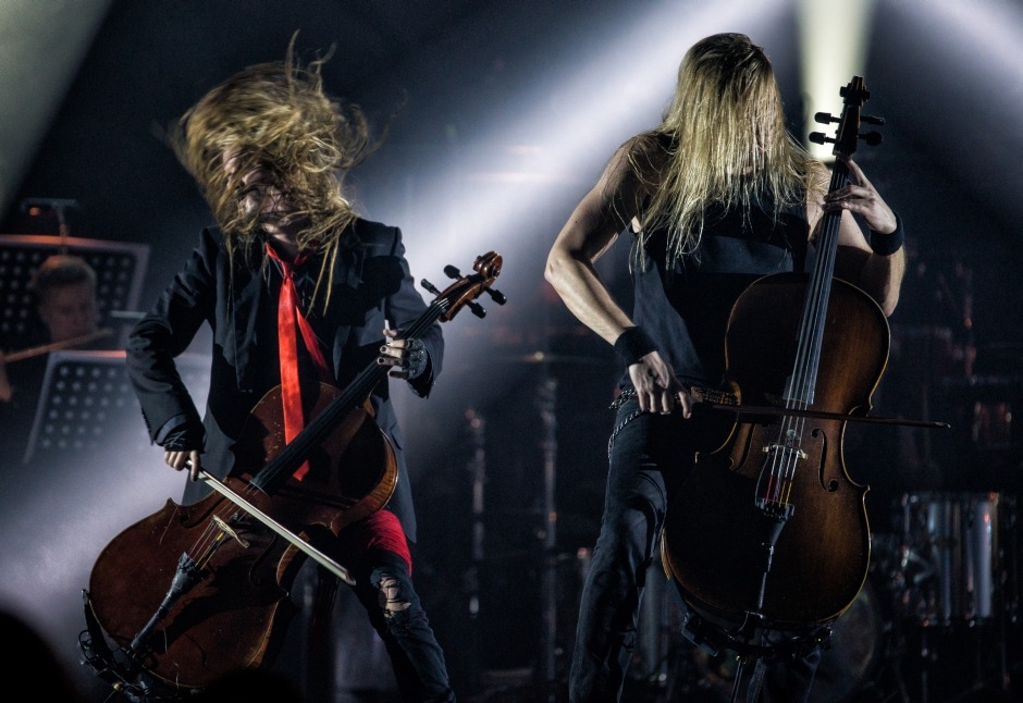 Die Cello-Attacke aus Finnland. – Apocalyptica im Tempodrom.
