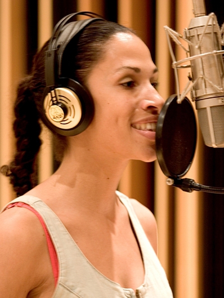 Bê – Betina Ignacio präsentiert ihr Album "Mistura Fina". – Im Studio