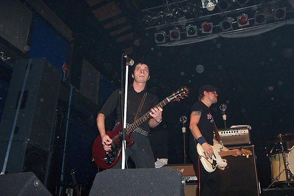 Die Beatsteaks live in Braunschweig, April 2004. – 