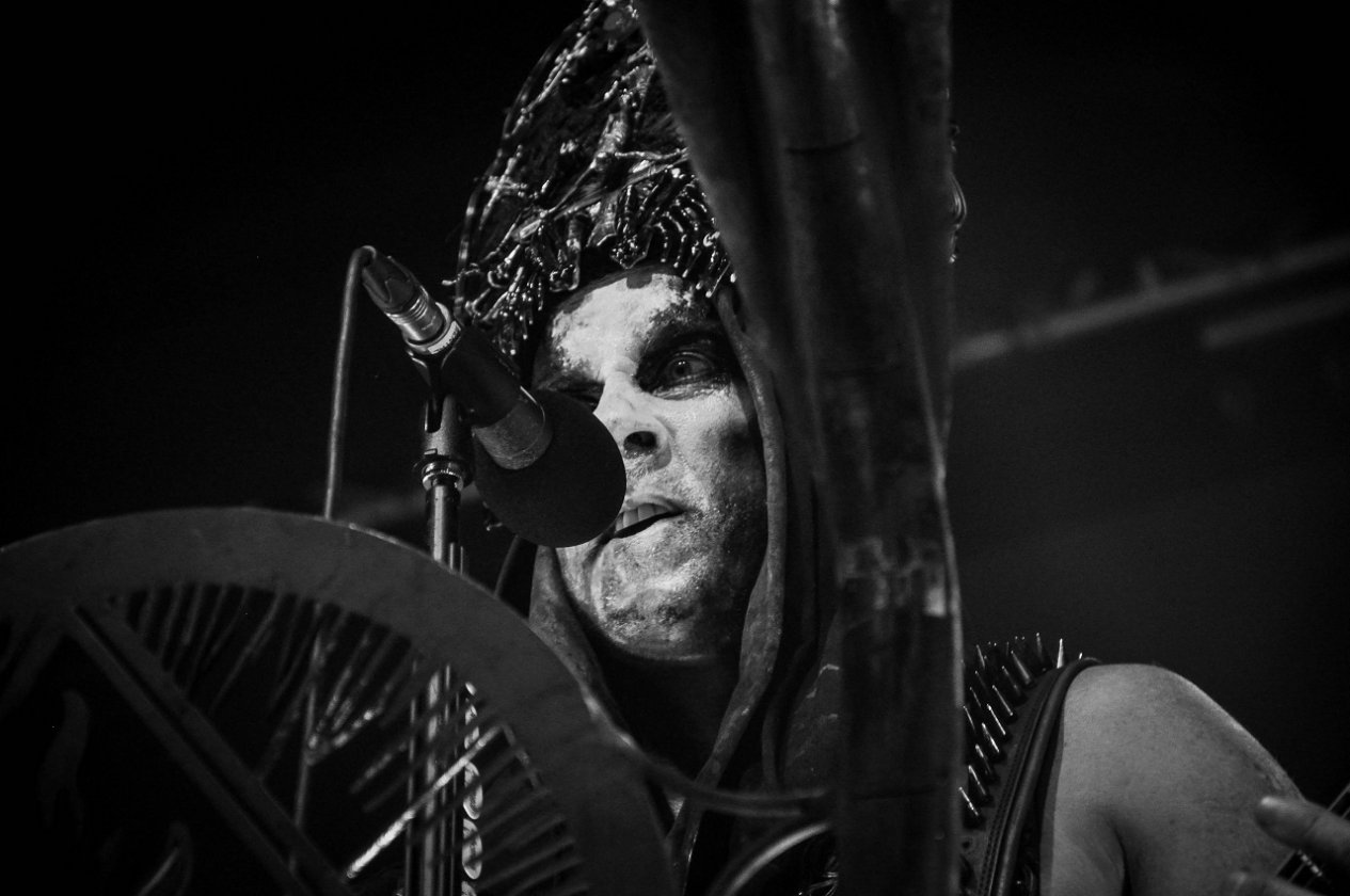 Behemoth – Die polnische Black-/Death-Institution auf "Ecclesia Diabolica Evropa"-Tournee. – Nergal.
