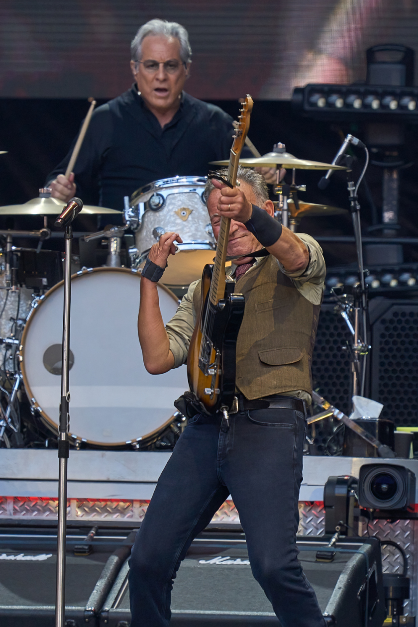 Bruce Springsteen – Bruce Springsteen. (6/24) – Der Boss beim ersten ...