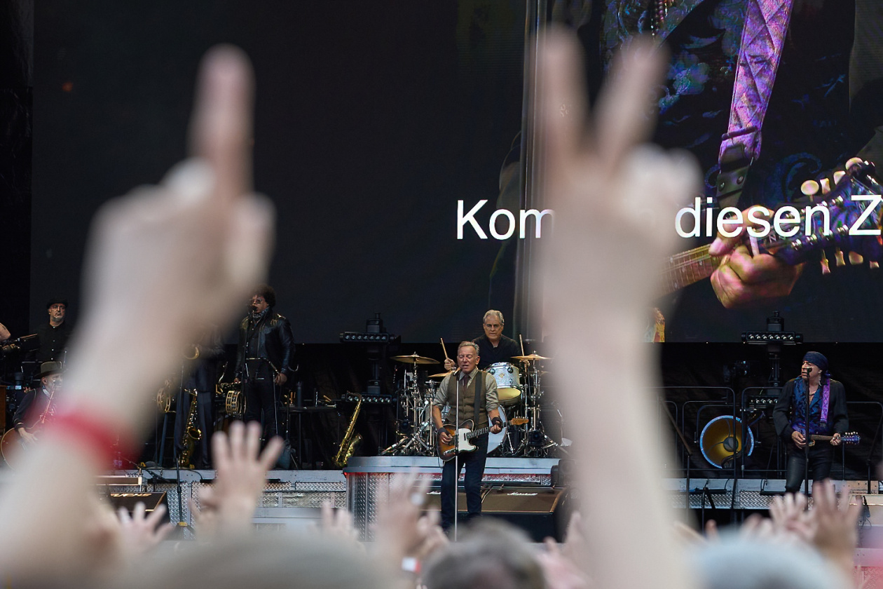 Bruce Springsteen – Mit Untertiteln. (7/24) – Der Boss beim ersten ...