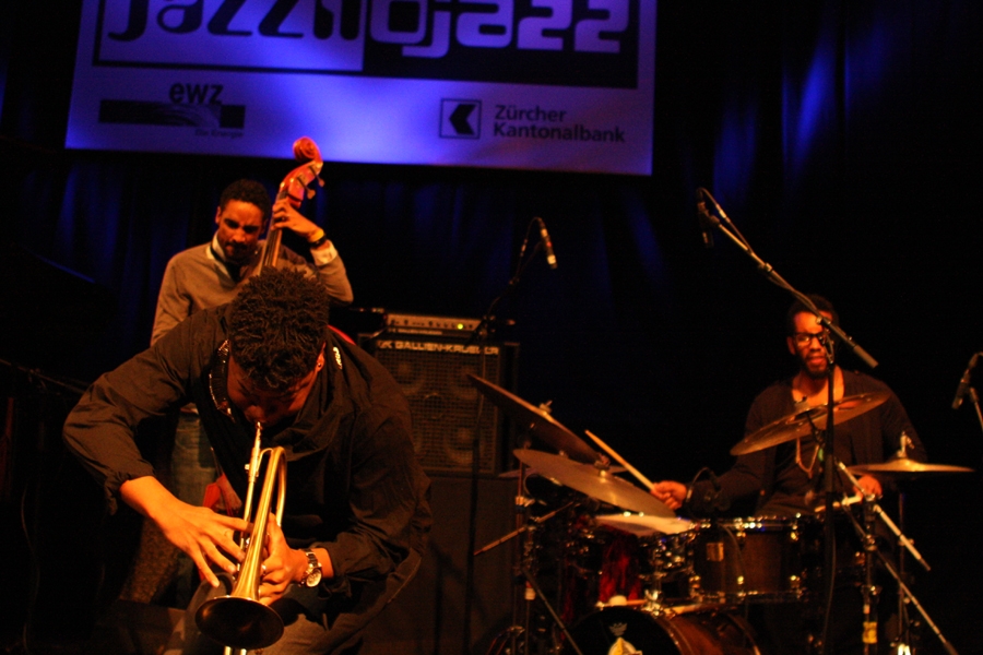 Christian Scott live auf dem Jazz No Jazz-Festival in Zürich 2010. – Live in Zürich auf dem Jazz No Jazz-Festival.